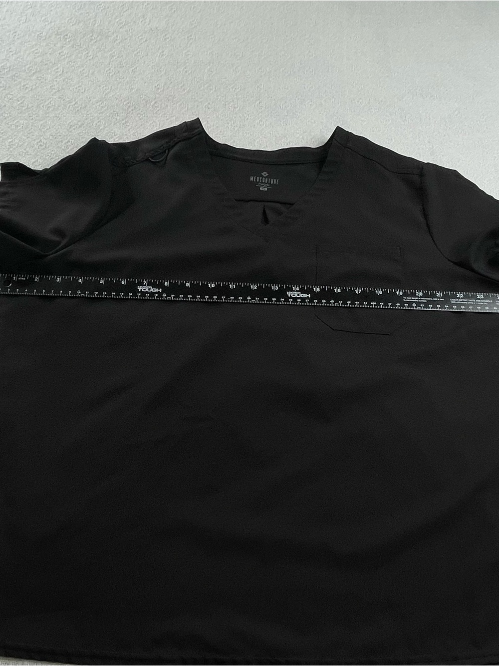 Med Couture  V-Neck Scrub Top - Black~ Size XL Medical Staff - Picture 3 of 7